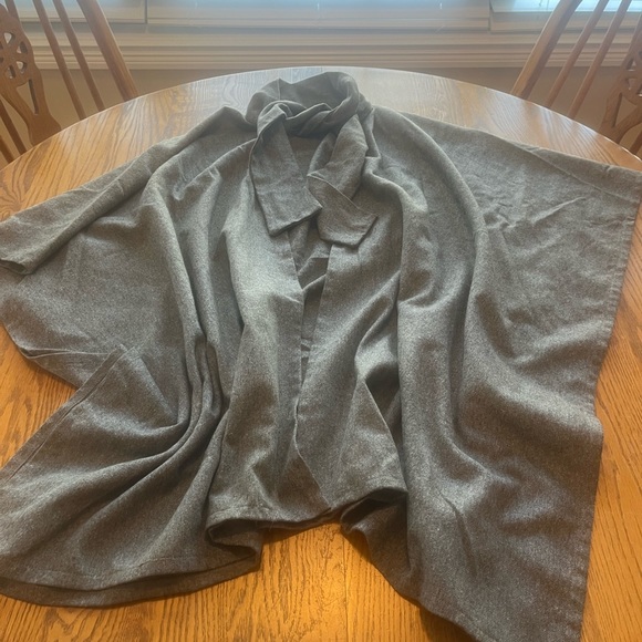 Unbranded Jackets & Blazers - LAST CALL Vintage Faux Wool Washable Poncho Cape Wrap One Size Retro Glam